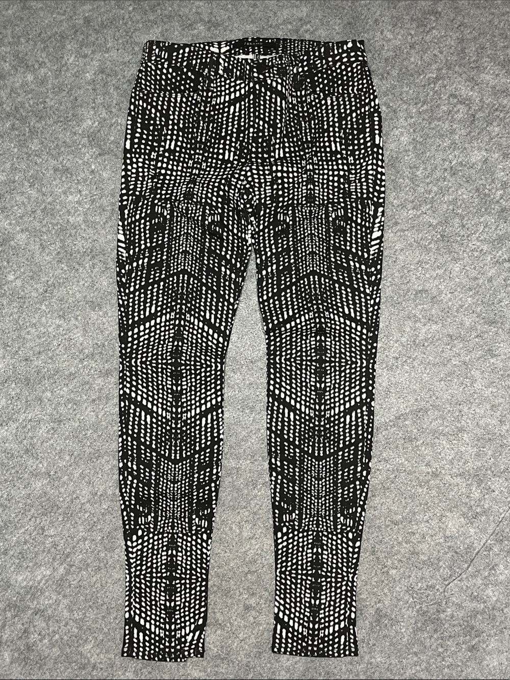 J Brand Super Skinny Kaleidoscope Black and White Geometric Print Jeans